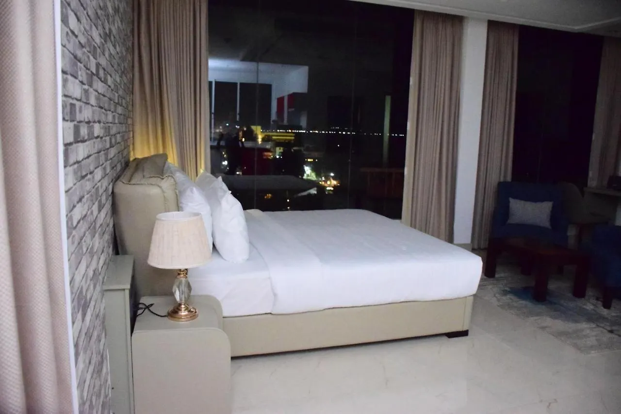 Ruvisha Beach Hotel ネゴンボ