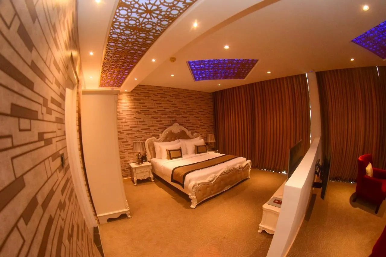 ****  Ruvisha Beach Hotel Negombo Sri Lanka