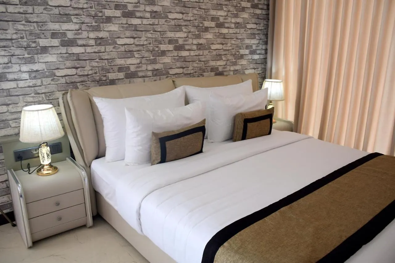 Ruvisha Beach Hotel Negombo